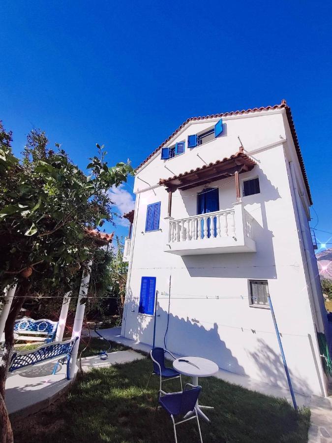 Jenny Apartments Карловаси Екстериор снимка